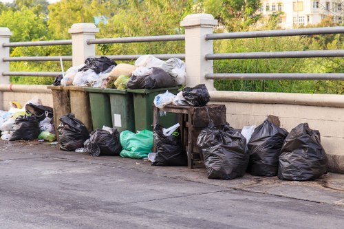 Benefits of same day skip hire services outlined